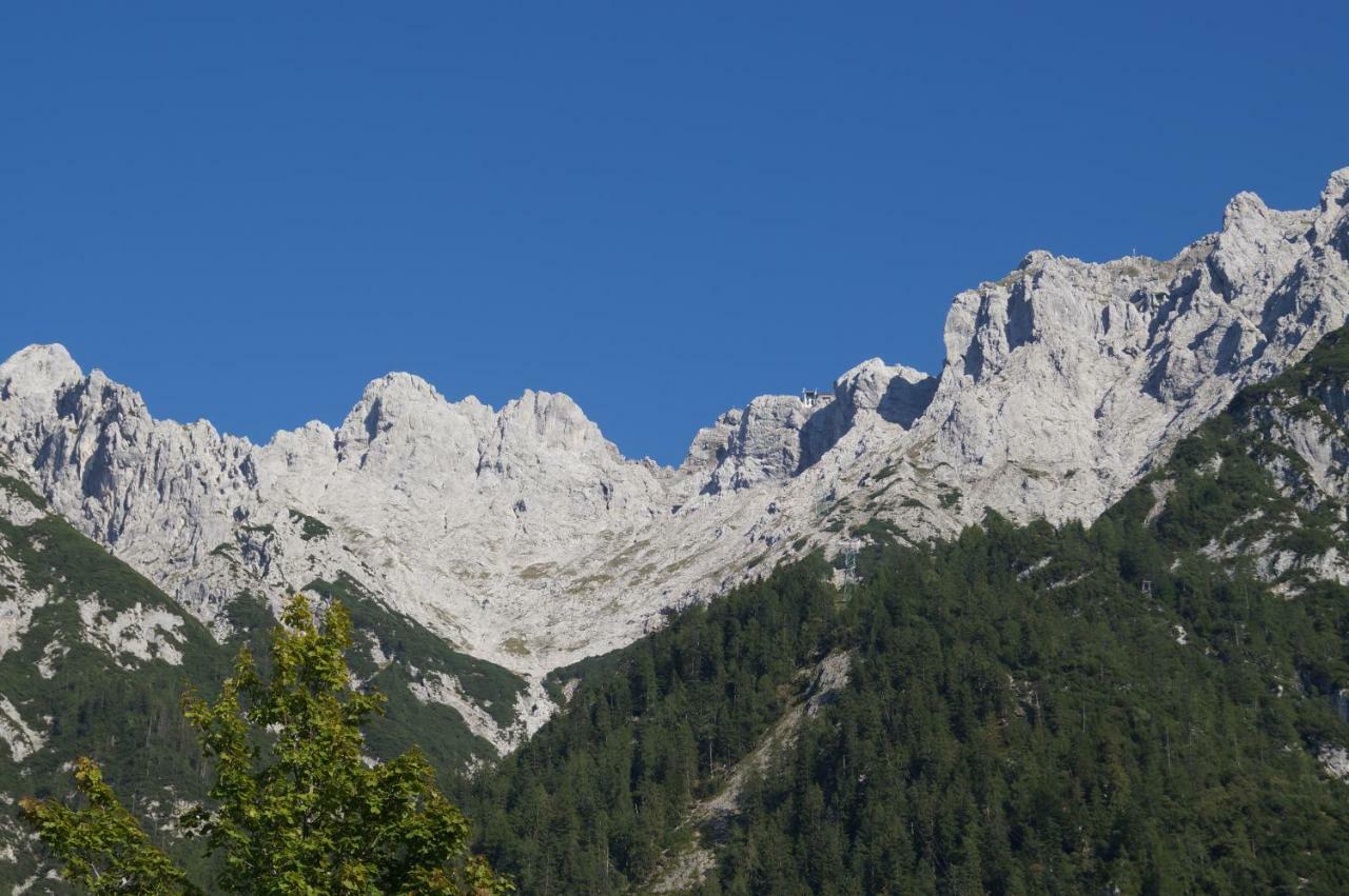 Ferienwohnungen Karwendelbahn Mittenwald Buitenkant foto